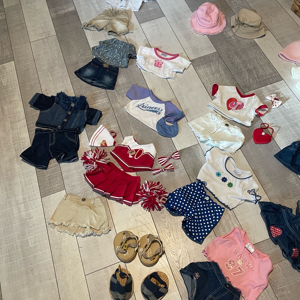 Build-A-Bear Fashionable Doll Outfit Collection Throw back 1997 Vintage